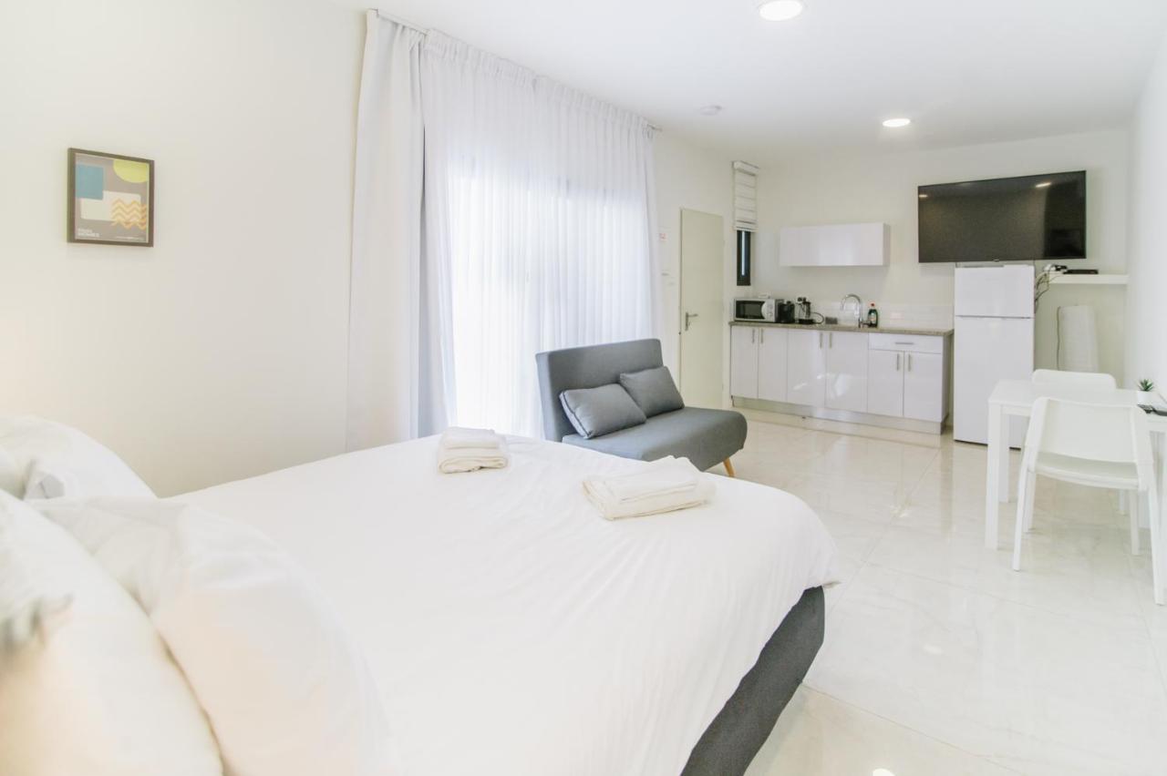 Olala Desert Shades Apartments 尼夫佐哈 外观 照片