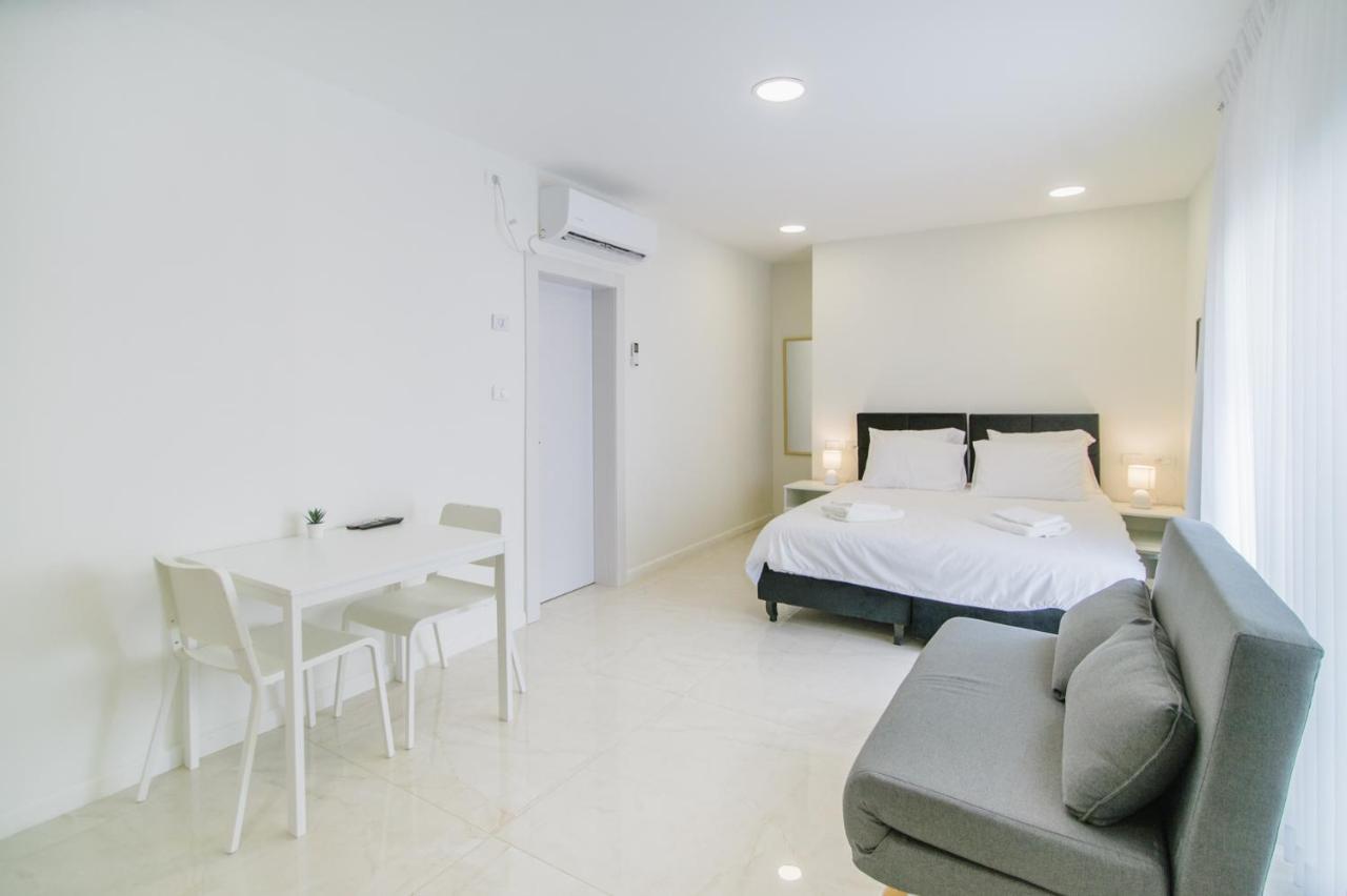 Olala Desert Shades Apartments 尼夫佐哈 外观 照片