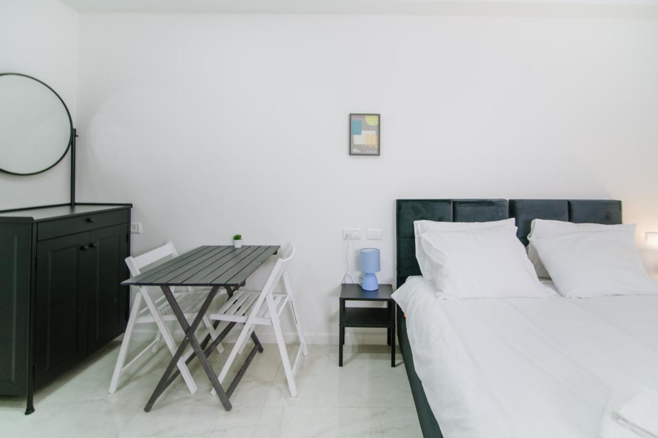 Olala Desert Shades Apartments 尼夫佐哈 外观 照片
