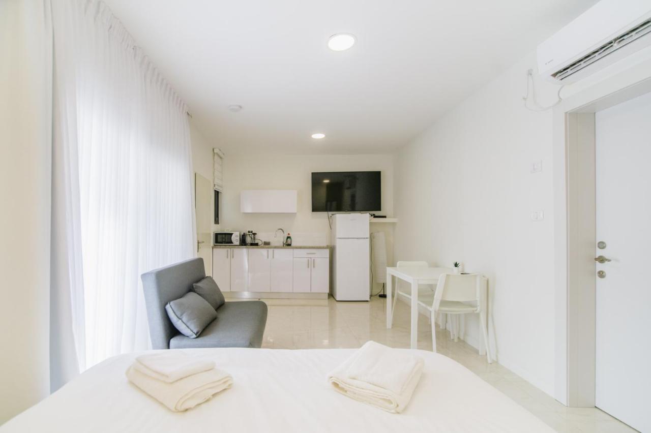 Olala Desert Shades Apartments 尼夫佐哈 外观 照片