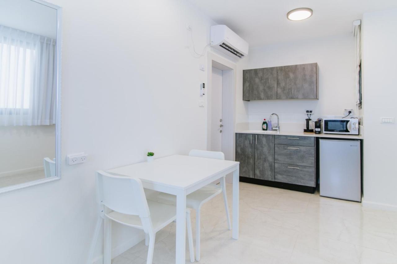 Olala Desert Shades Apartments 尼夫佐哈 外观 照片