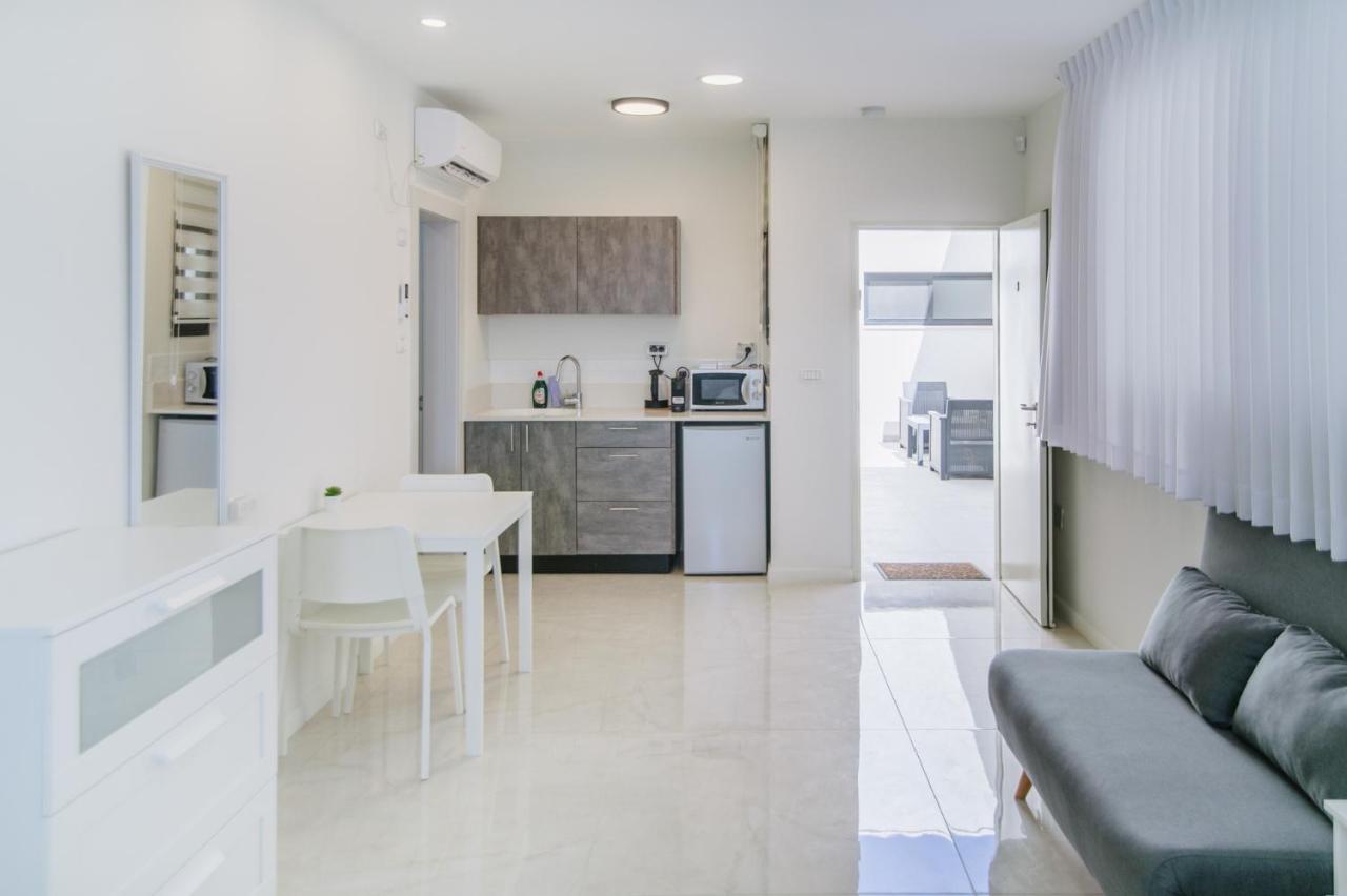 Olala Desert Shades Apartments 尼夫佐哈 外观 照片