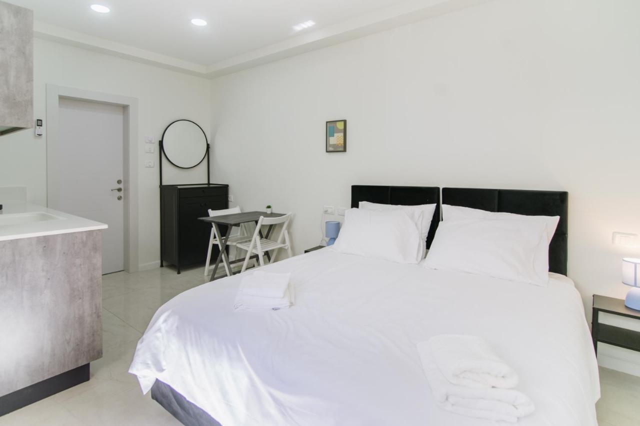 Olala Desert Shades Apartments 尼夫佐哈 外观 照片