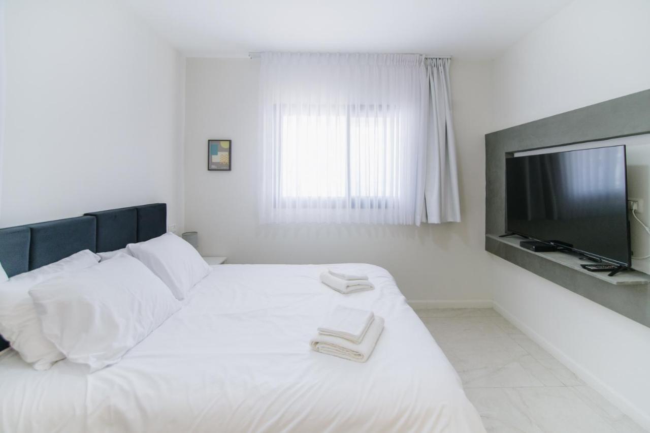 Olala Desert Shades Apartments 尼夫佐哈 外观 照片